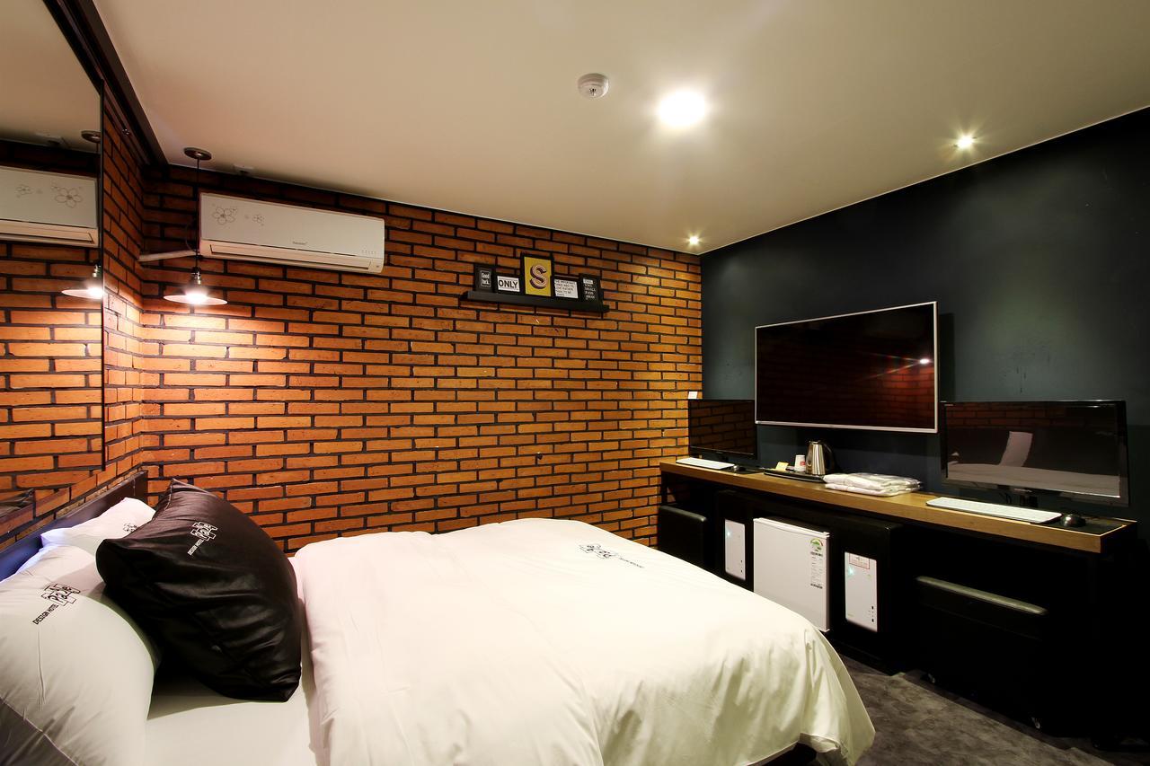 Daejeon Page Hotel Экстерьер фото